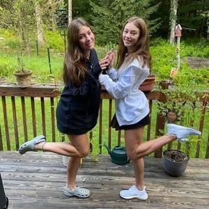 Meet your Posher, Brenda